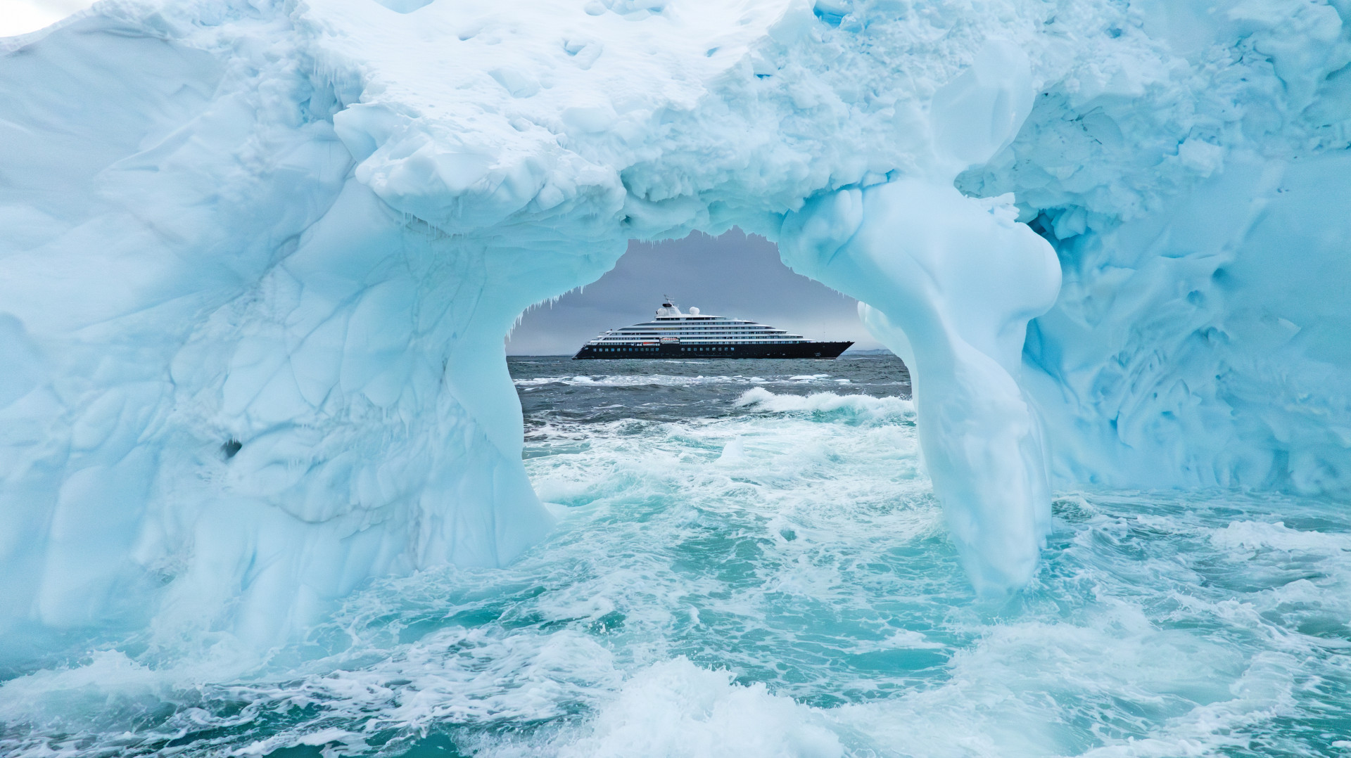 Круиз «Антарктический полуостров и море Уэдделла на Scenic Eclipse »