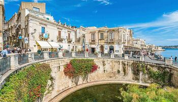 Тур «Круиз по Южной Италии и Сицилии с Smithsonian Journeys»