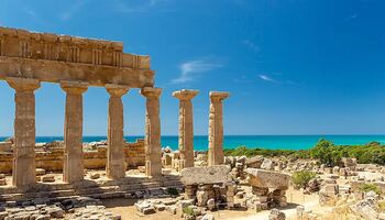 Тур «Круиз по Средиземноморью: Сицилия, Сардиния и Майорка — с Smithsonian Journeys»