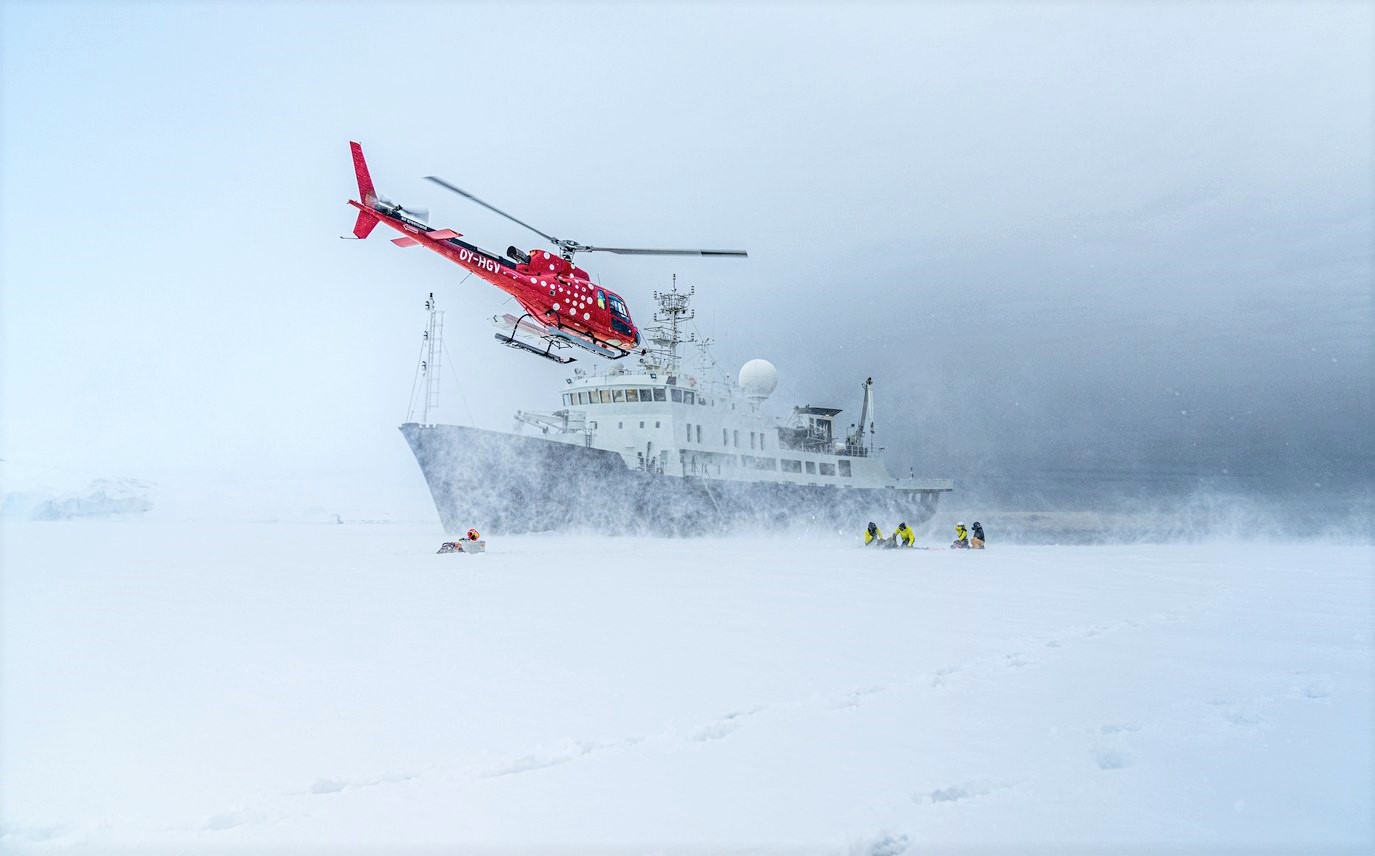 Круиз «Хели-ски и экспедиция в Гренландии на частной яхте»